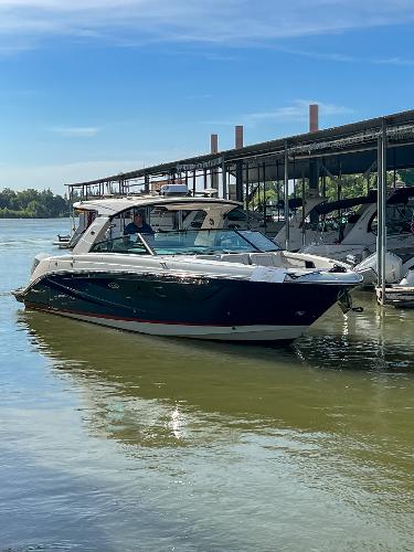 2023 Sea Ray SLX 400 Outboard
