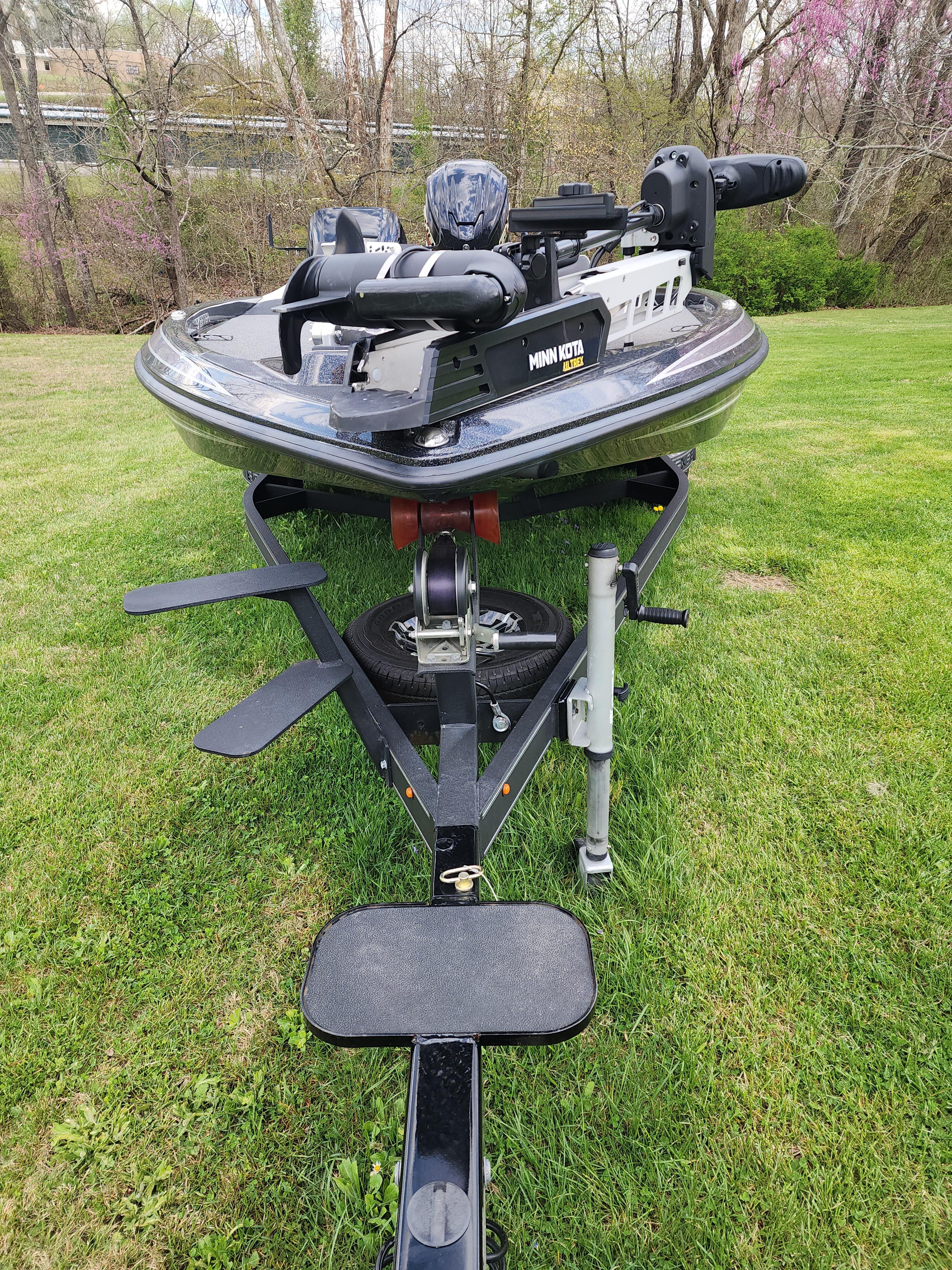 超激レア STEAMBOAT 2025 Skeeter ZXR 19 - Anna's Marine Center