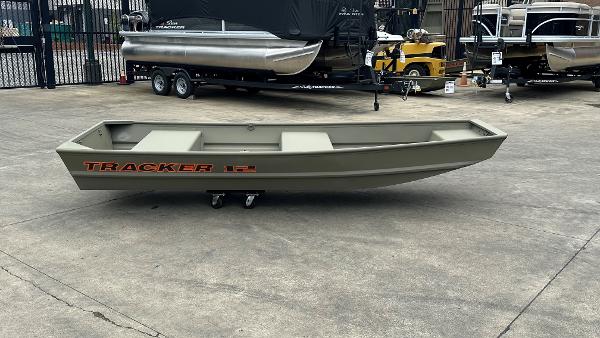 2024 Tracker Grizzly 1236 Jon
