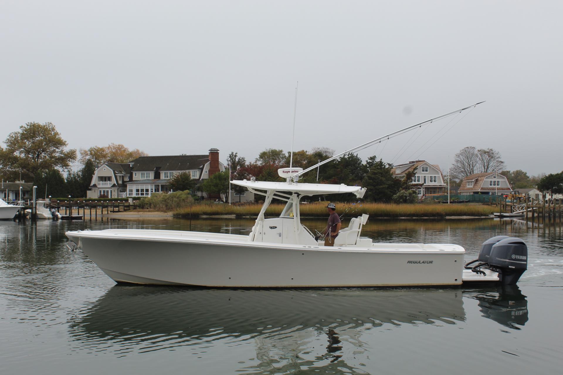 2014 Regulator 34 SS