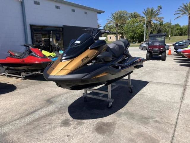 Yamaha WaveRunner FX CRUISER® HO