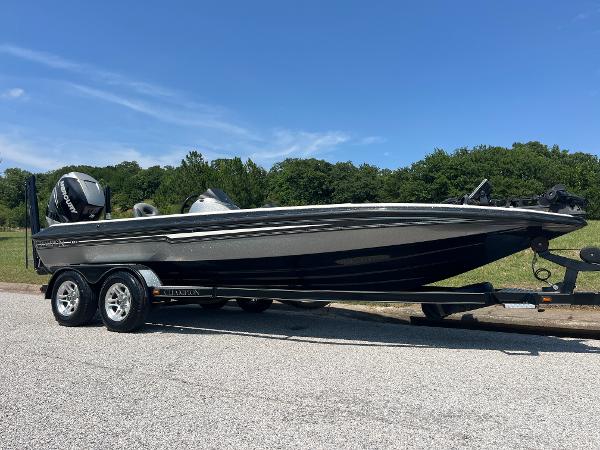 2009 Champion 210 Elite