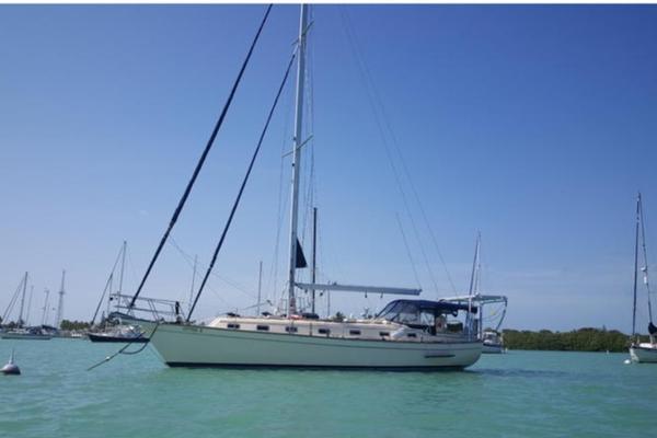 1999 Island Packet 45