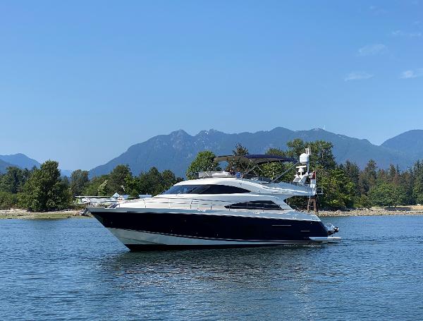 2017 Fairline Squadron 65