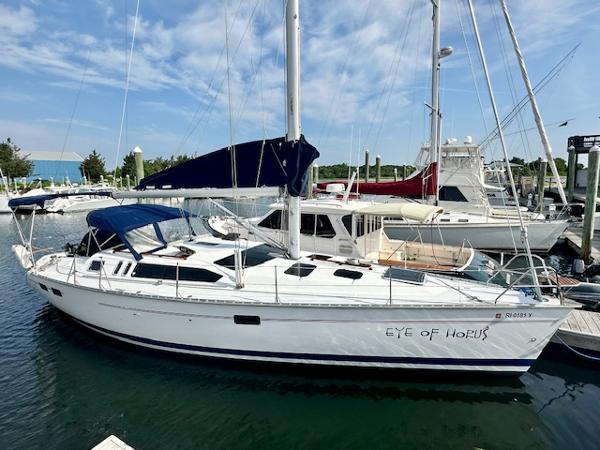 2007 Hunter 38, Barrington Rhode Island - boats.com 2007 Hunter 38, Barrington Rhode Island - boats.com