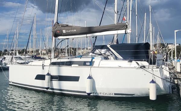 2023 Dufour 32