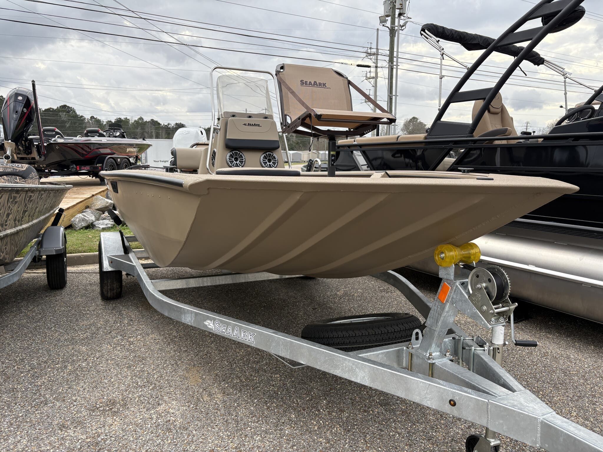 SeaArk SHADOW SERIES 187 CC 2025 SeaArk SHADOW SERIES 187 CC boat on trailer, displayed outdoors.