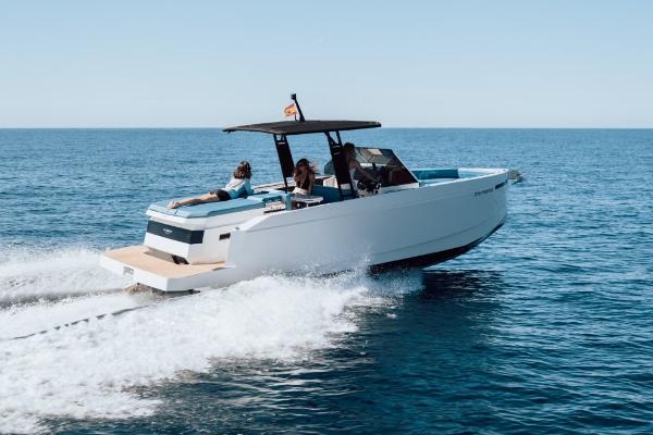 De Antonio Yachts D29