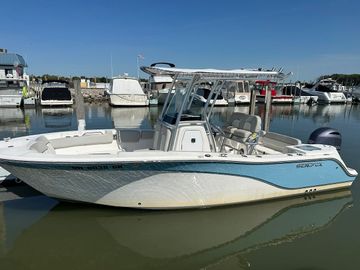 2023 Sea Fox 228 Commander