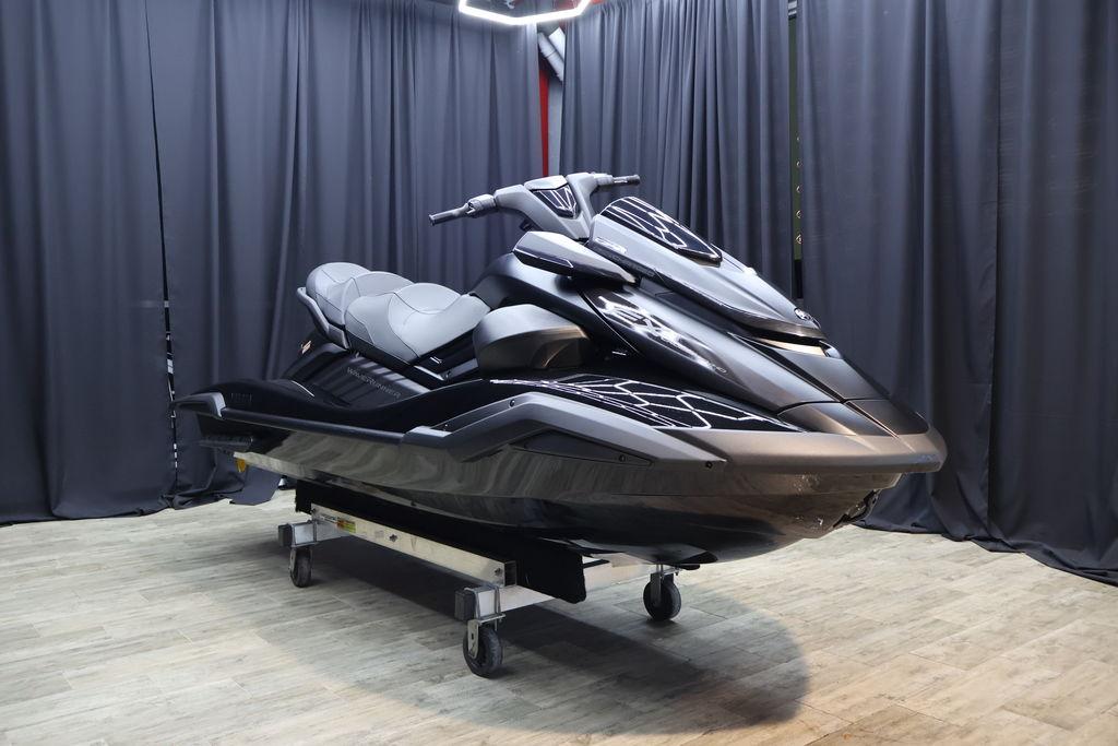 Yamaha Boats FX Cruiser SVHO®
