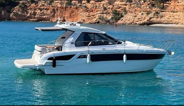 2019 Bavaria Motor Yacht S 33 HT