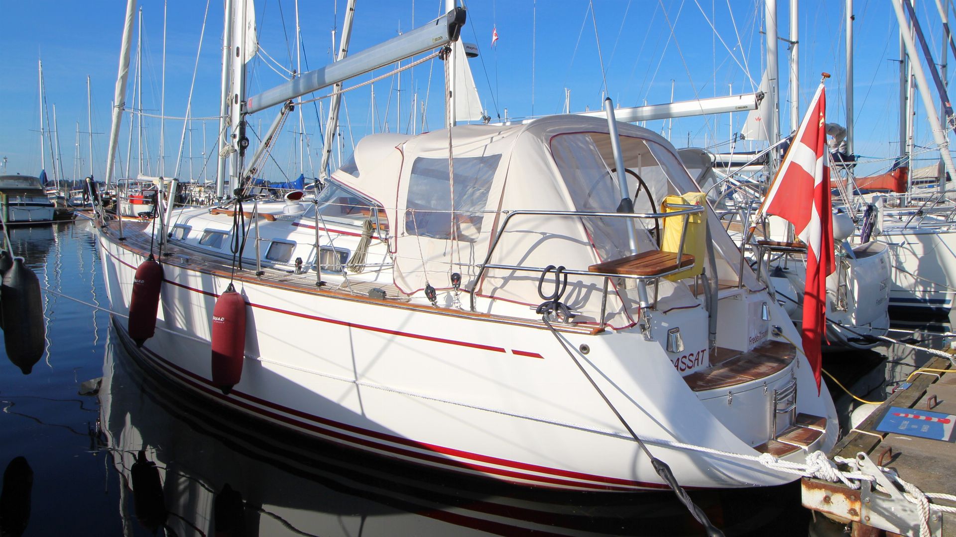 2007 Najad 355