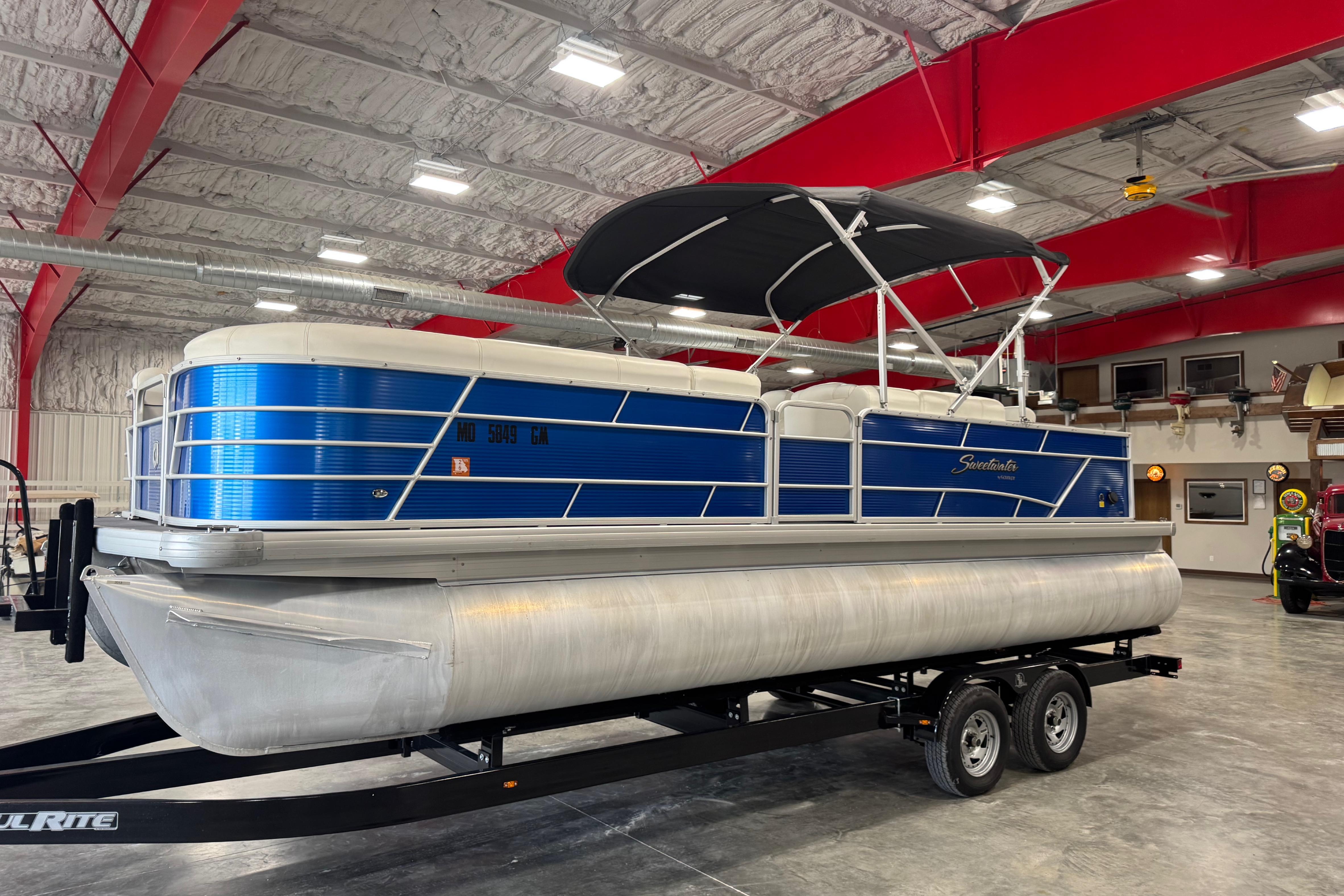 2019 Sweetwater 2486