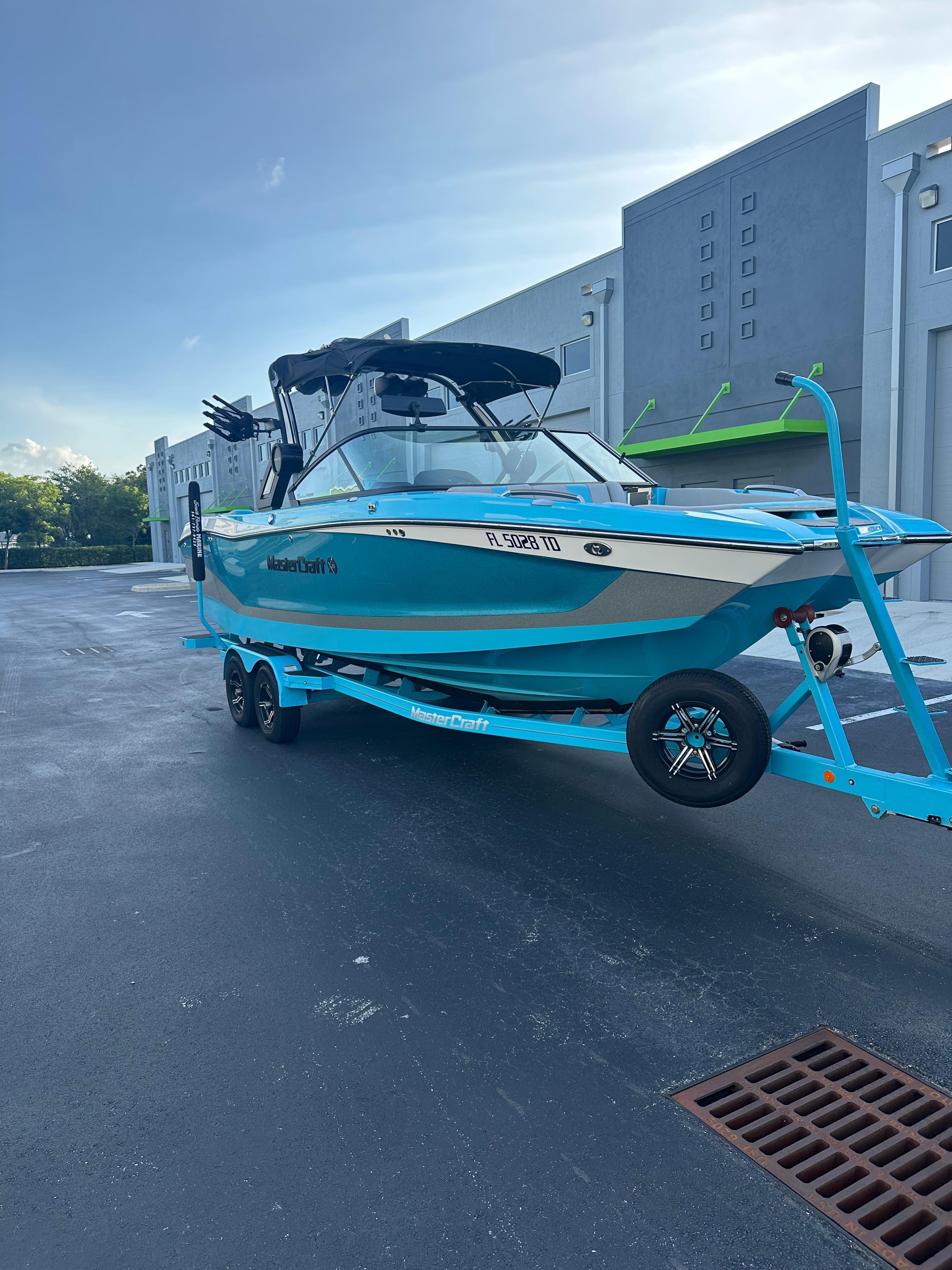 2022 MasterCraft X-26