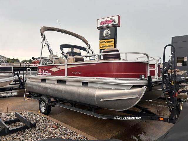 2019 Sun Tracker Bass Buggy 18 DLX