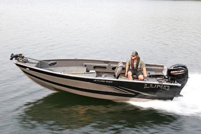 Lund 1675 Pro Guide Boat