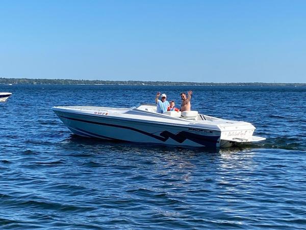 1996 Profile 270