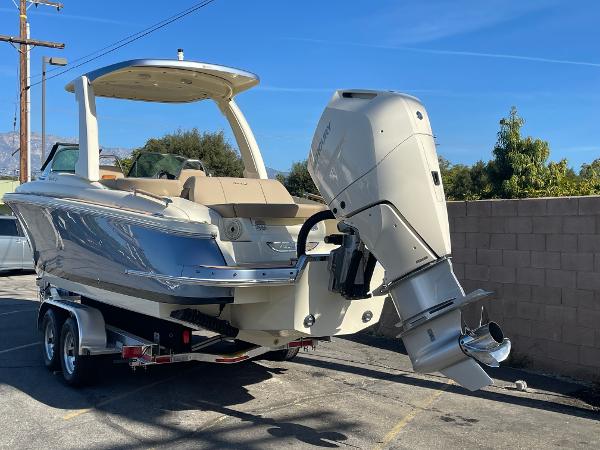 2025 Chris-Craft Launch 28 GT