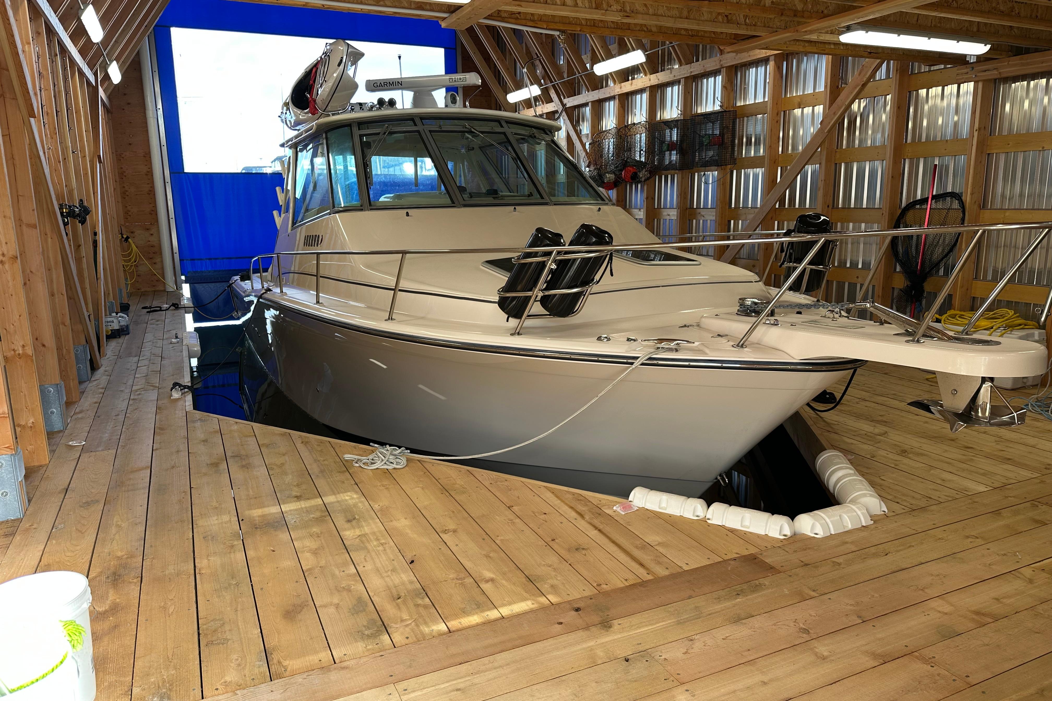 2015 Grady-White Express 370