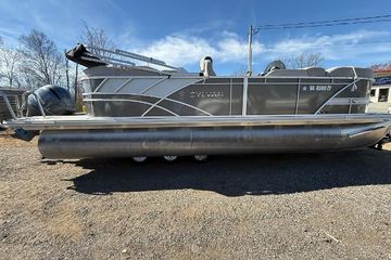 2022 Sylvan L Series L-3 LZ