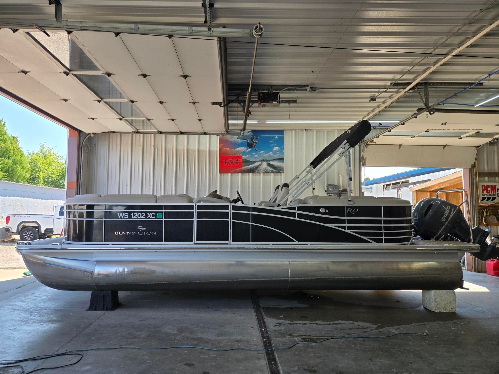 2019 Bennington 23RSR