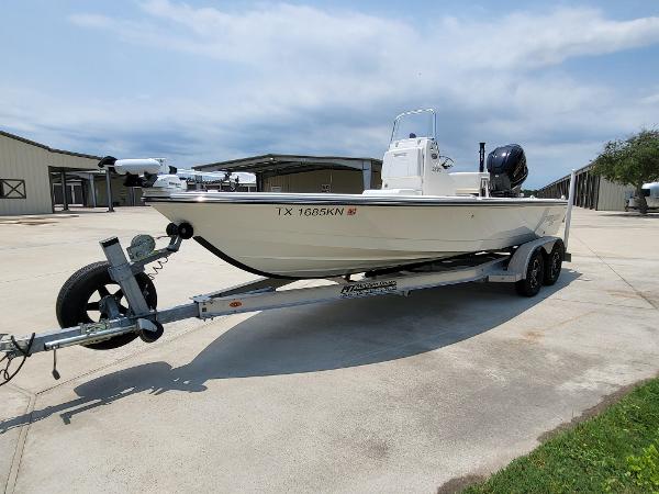 2022 Pathfinder 2200 TRS