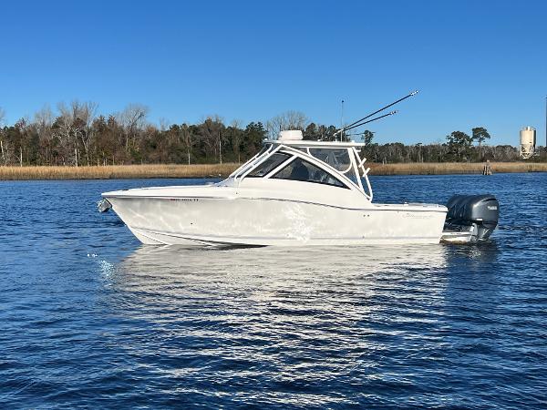 Albemarle 31 Dual Console 2023 Albemarle 31 Dual Console boat on calm water.
