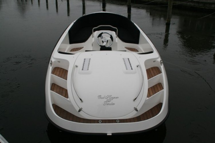 Oud Huijzer 568 Tender