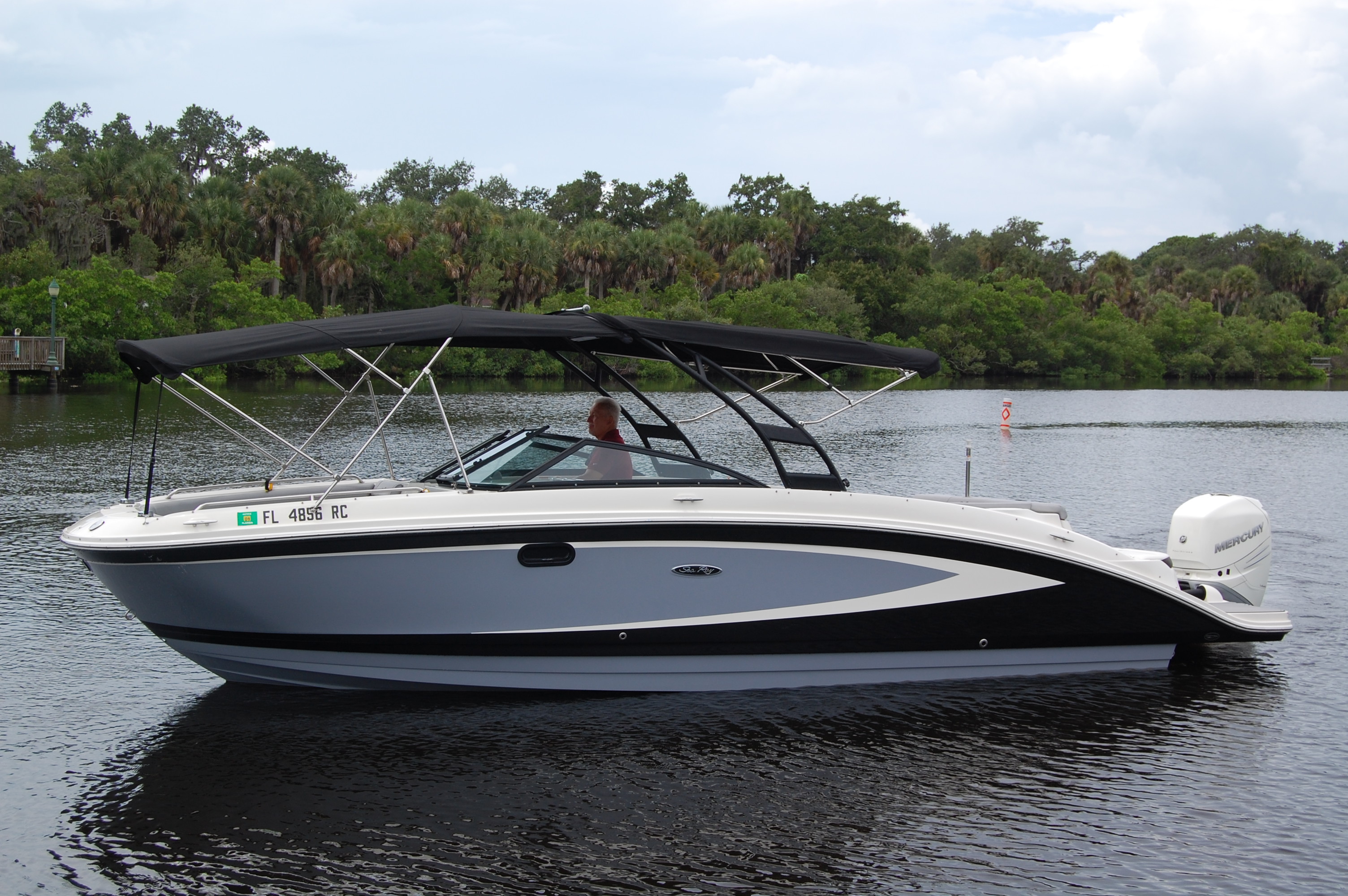 Sea Ray 270 Sundeck boats for sale - boats.com