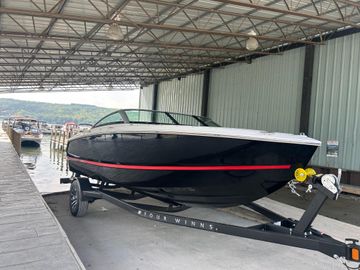 2026 Four Winns H1