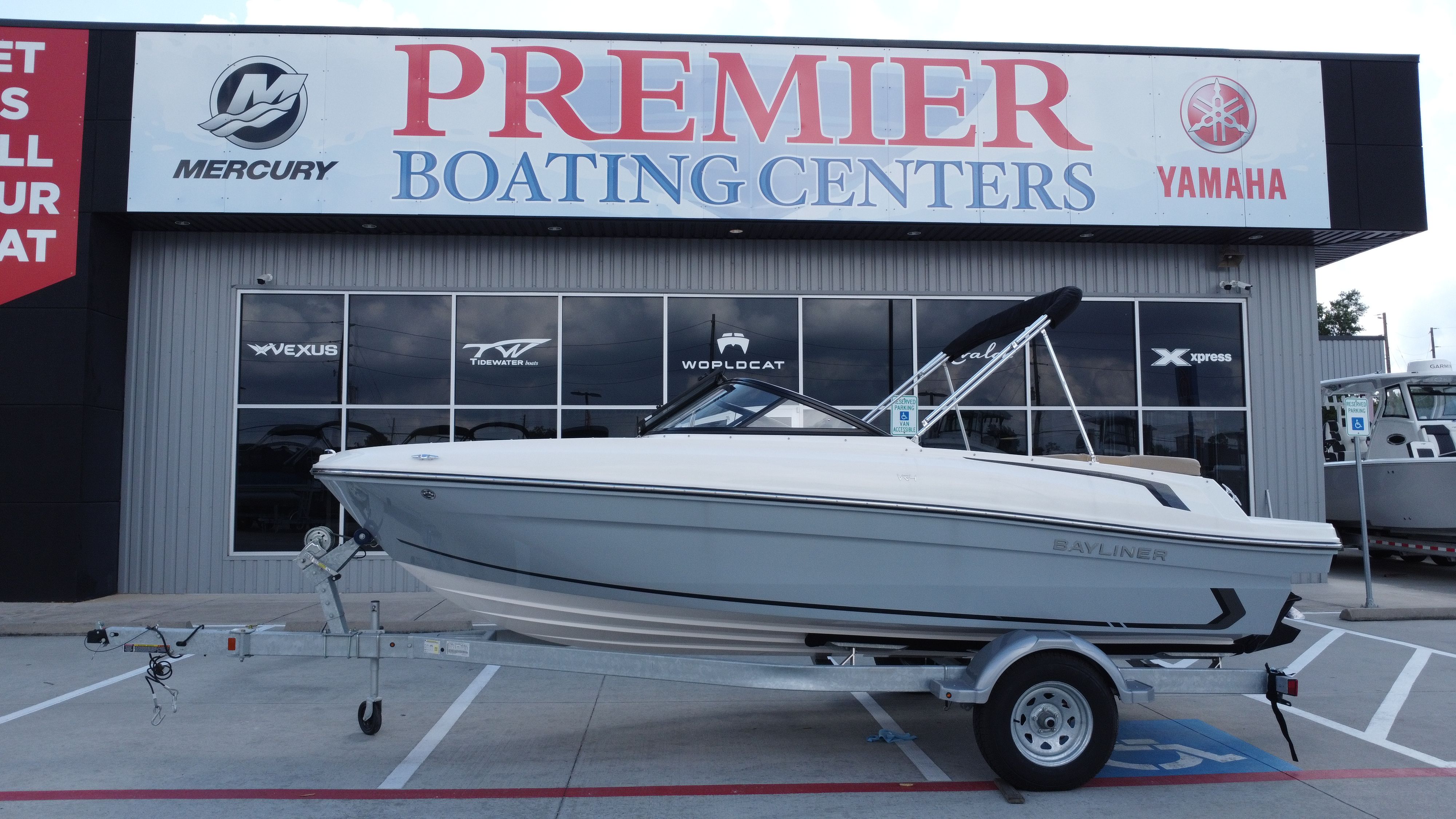 2024 Bayliner VR4