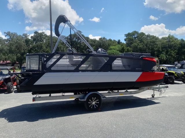 2024 Sea-Doo Switch® 19 - 170 hp