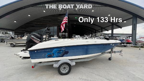Bayliner Element E 18 2017 Bayliner Element E 18 boat for sale at The Boat Yard with only 133 hours.