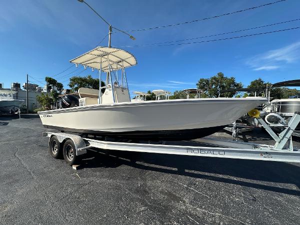 2022 Cobia 21 Bay