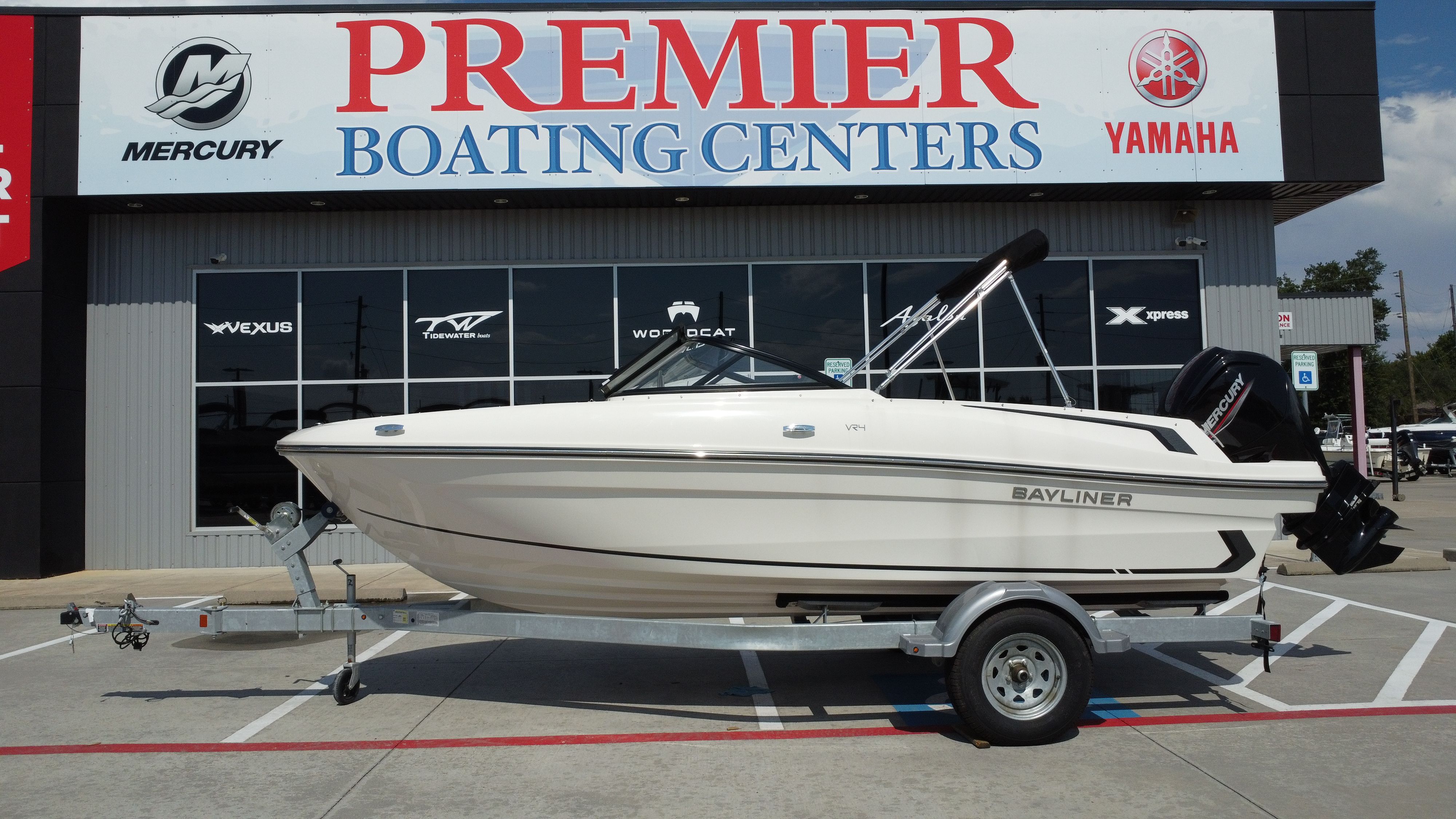 2025 Bayliner VR4 Bowrider OB
