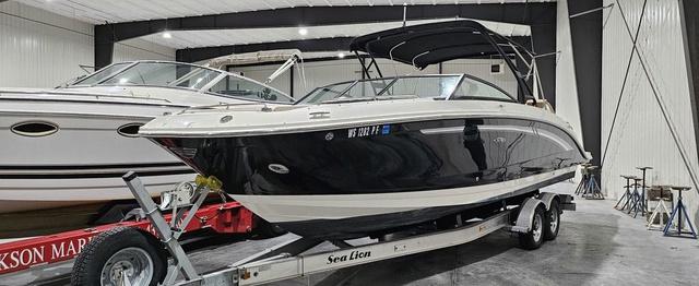 Sea Ray 290 Sundeck