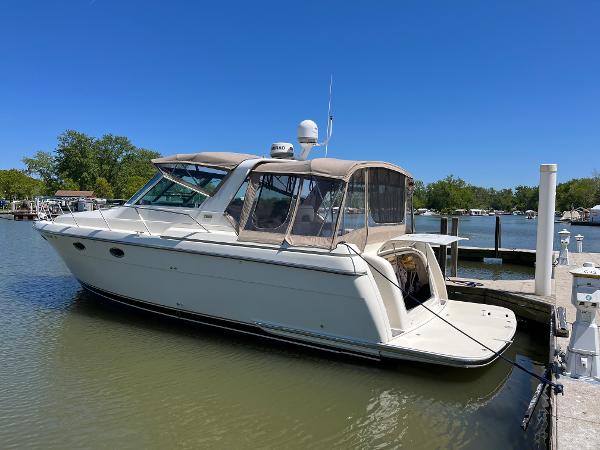 Tiara Yachts 3500 Express 1997 Tiara Yachts 3500 Express docked on a sunny day.