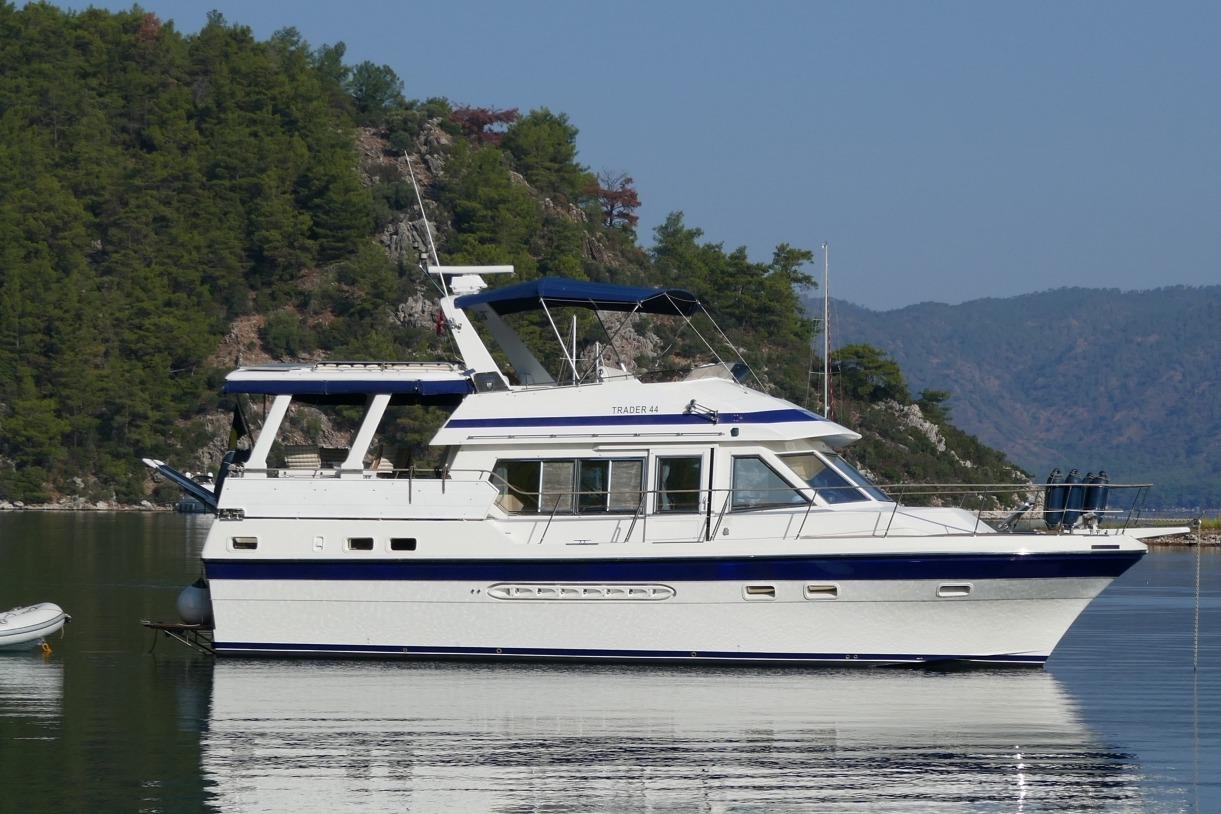 1997 Trader 44 Sundeck