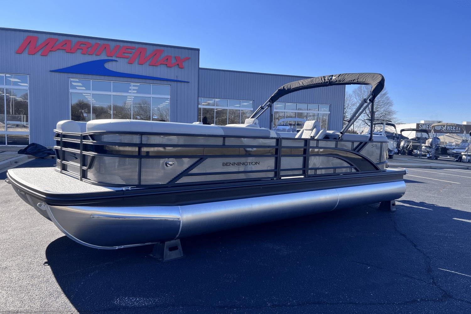 2025 Bennington 23S