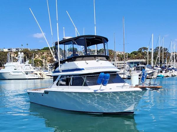 1988 Chris-Craft 315 Commander