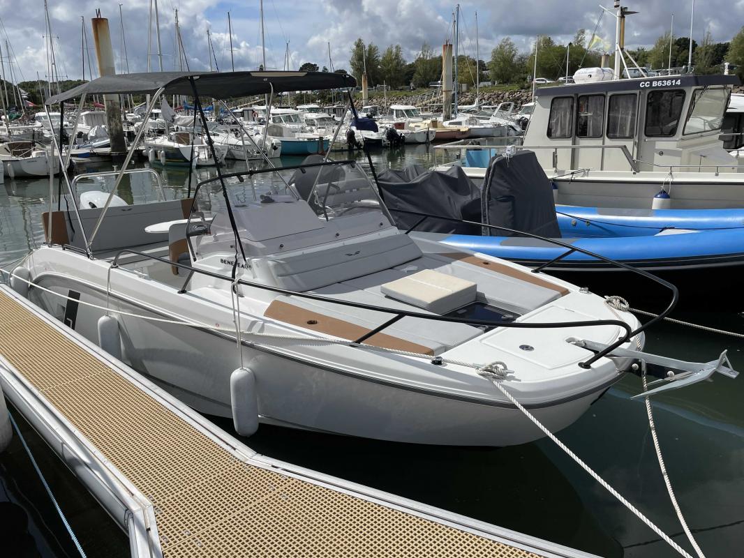 Beneteau FLYER 7 SUNDECK