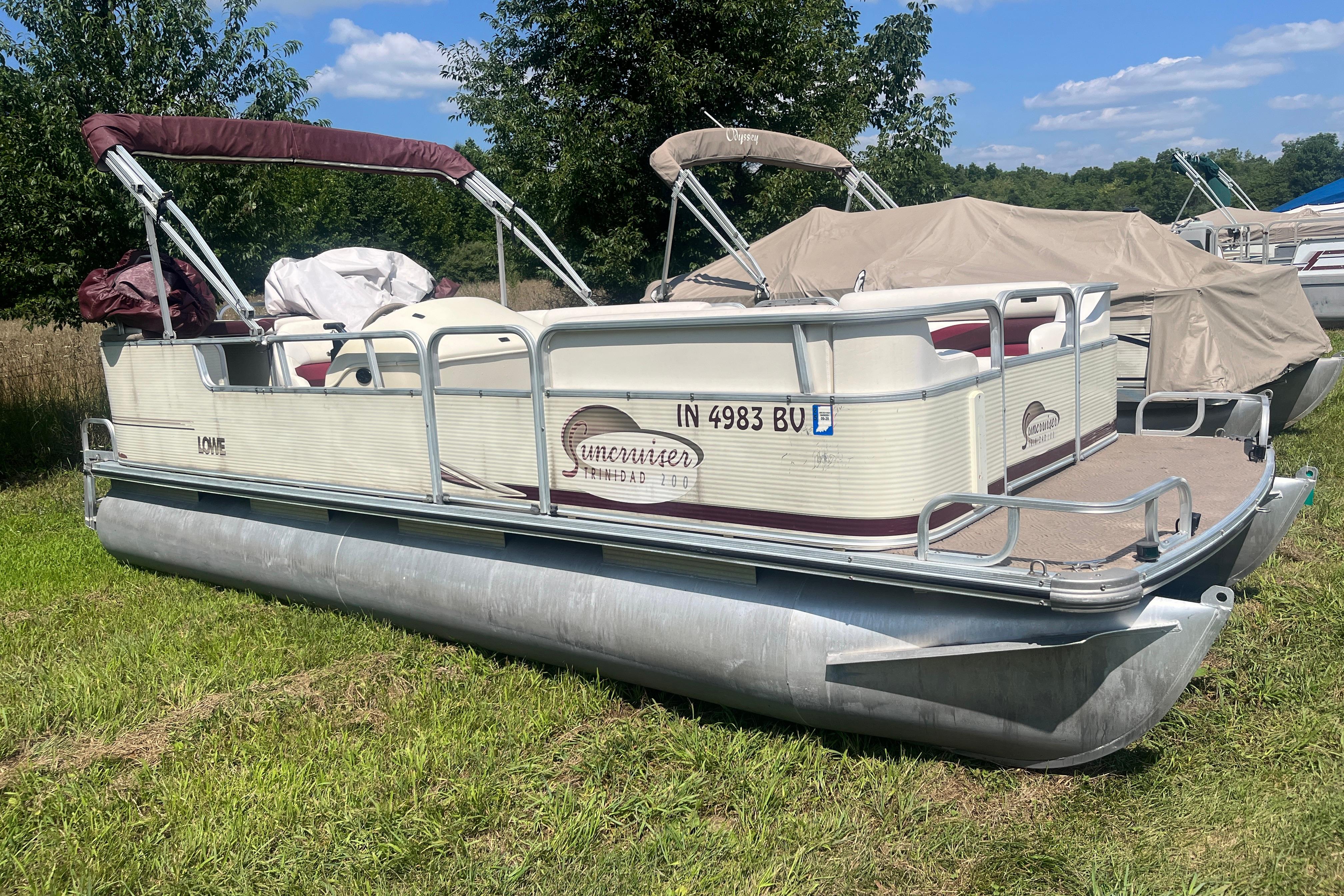 2001 Lowe Trinidad 180