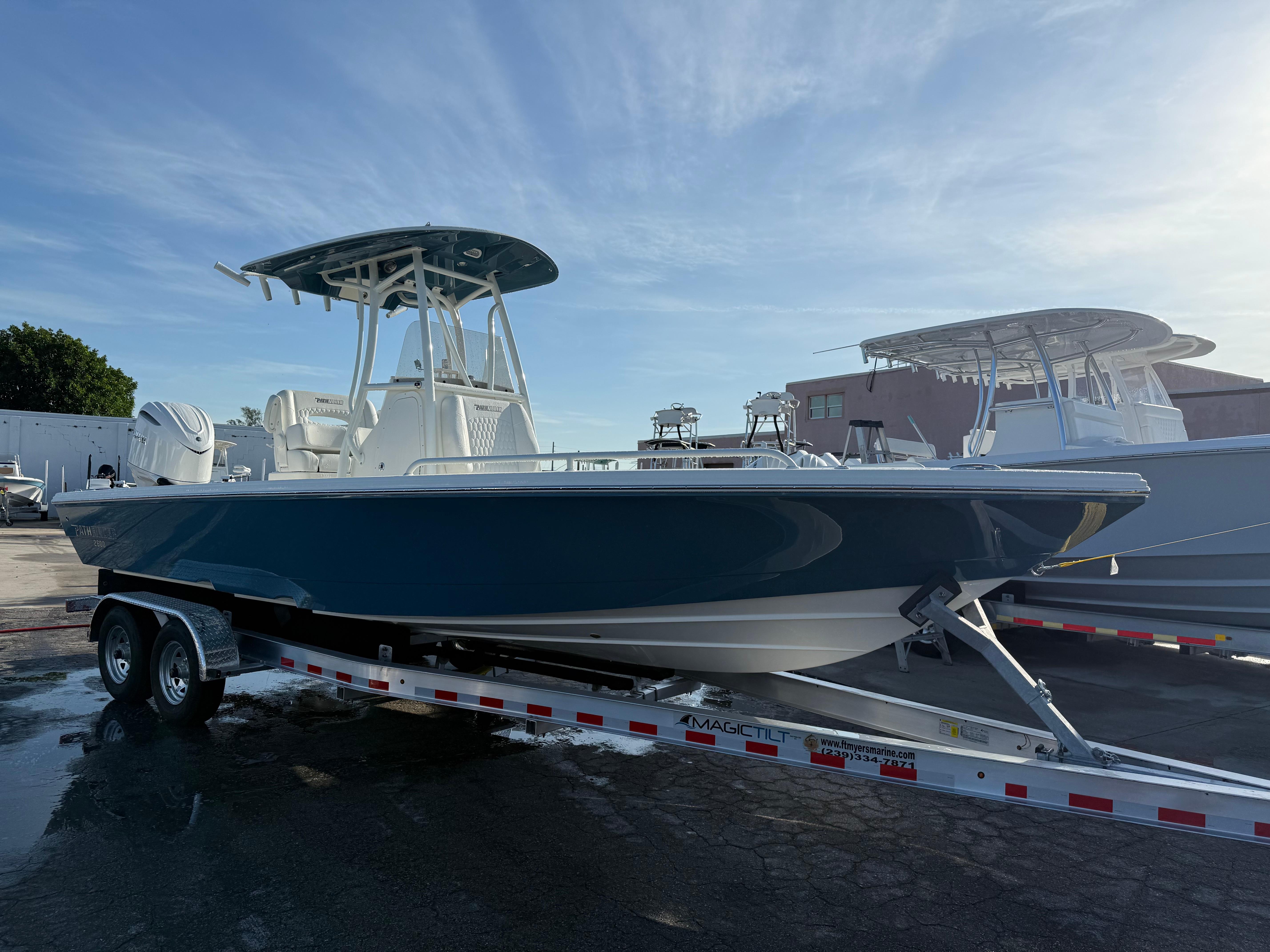 2025 Pathfinder 2600 TRS