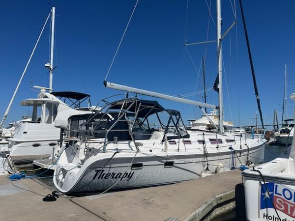 Hunter 38