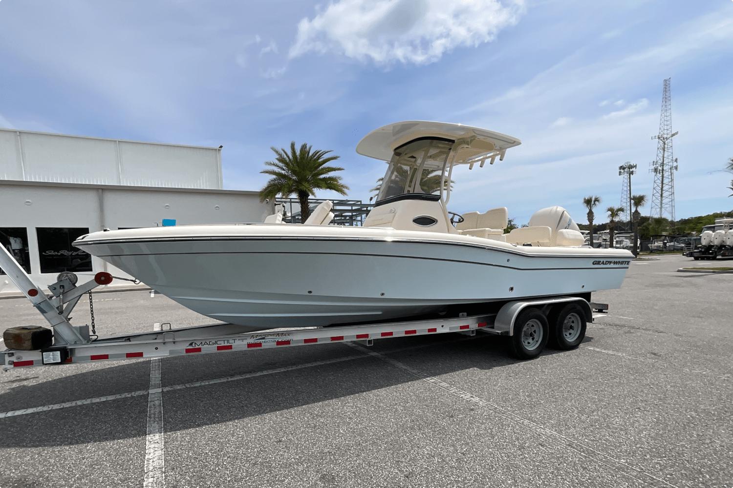 2025 Grady-White 251 Coastal Explorer