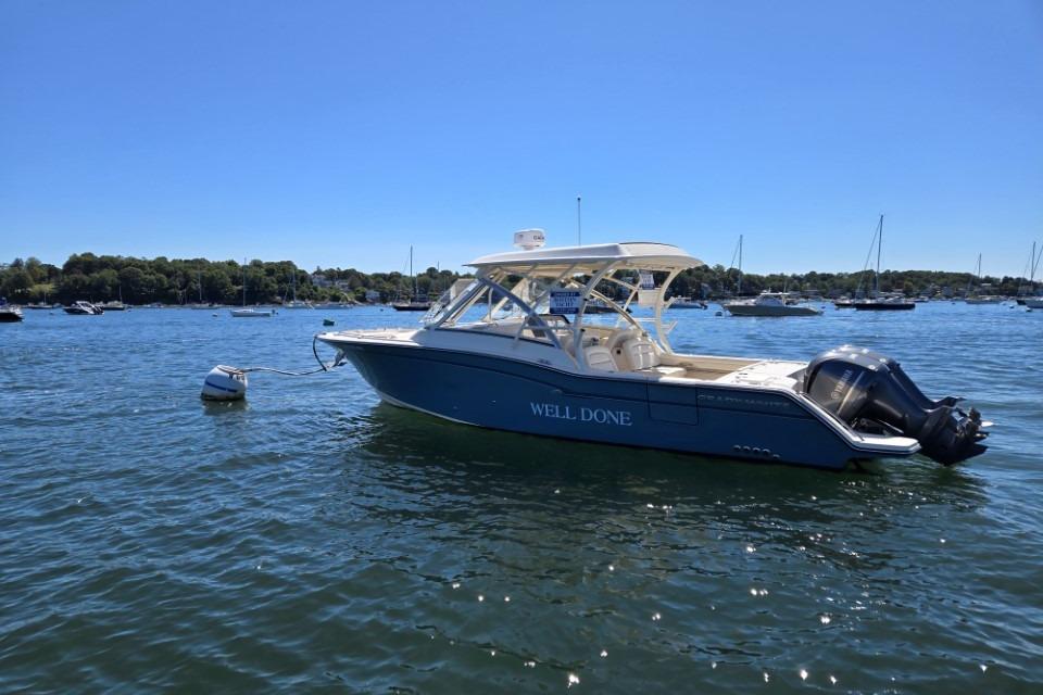 2018 Grady-White Freedom 325