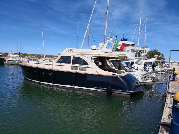 Vicem 71 Classic Flybridge For Sale Sys Yacht Sales