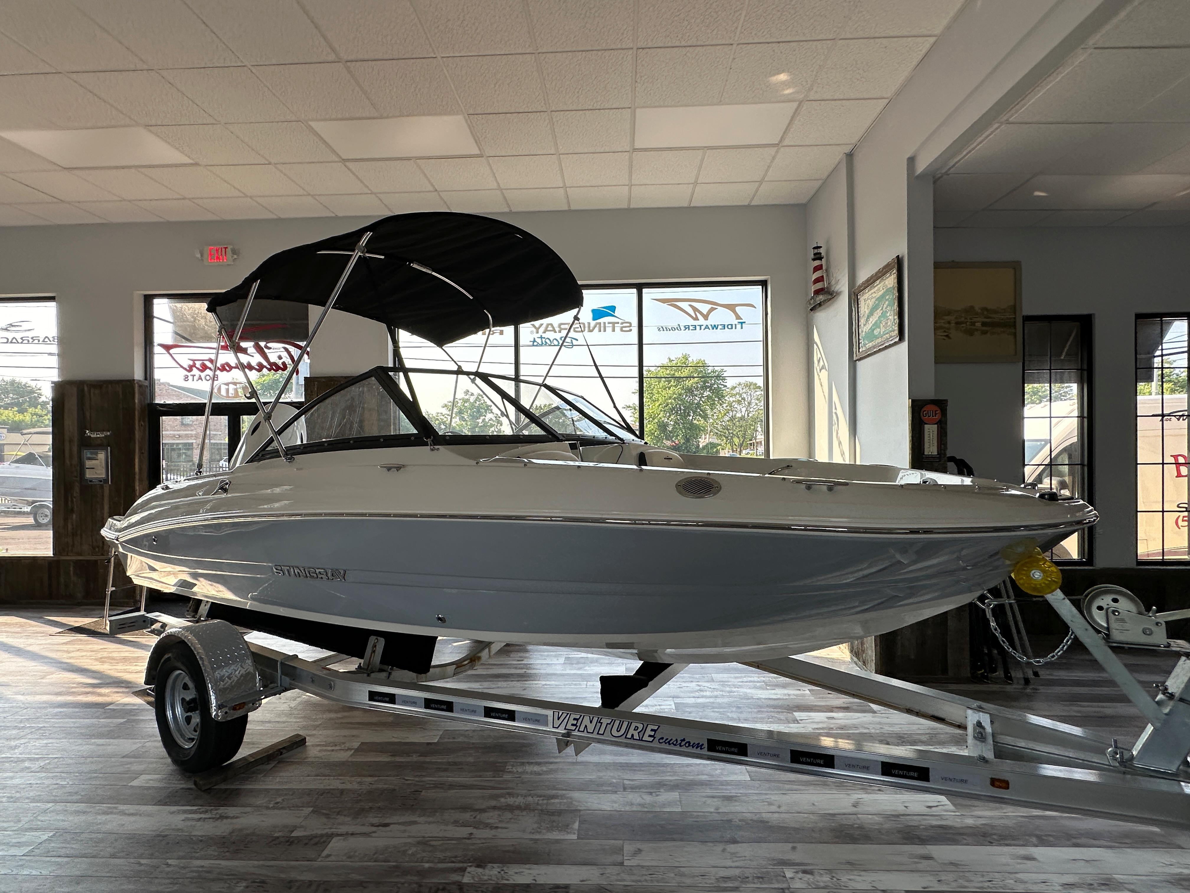 2023 Stingray 191DC Seaford New York Boats Com   8946026 20230711155505409 1 XLARGE 