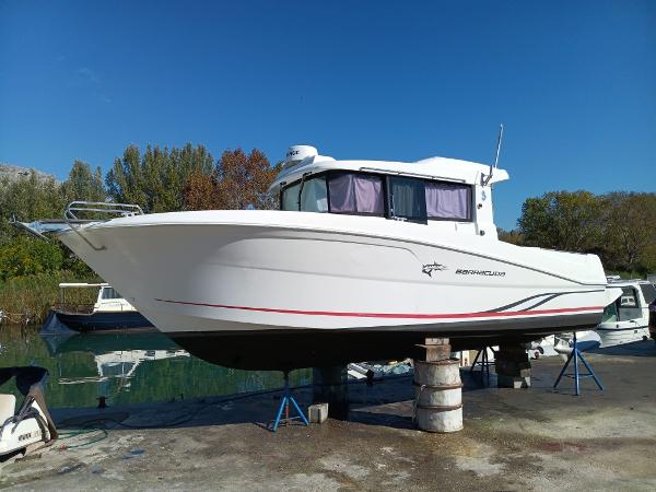 2012 Beneteau Barracuda 9