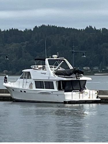 2005 Meridian Pilothouse